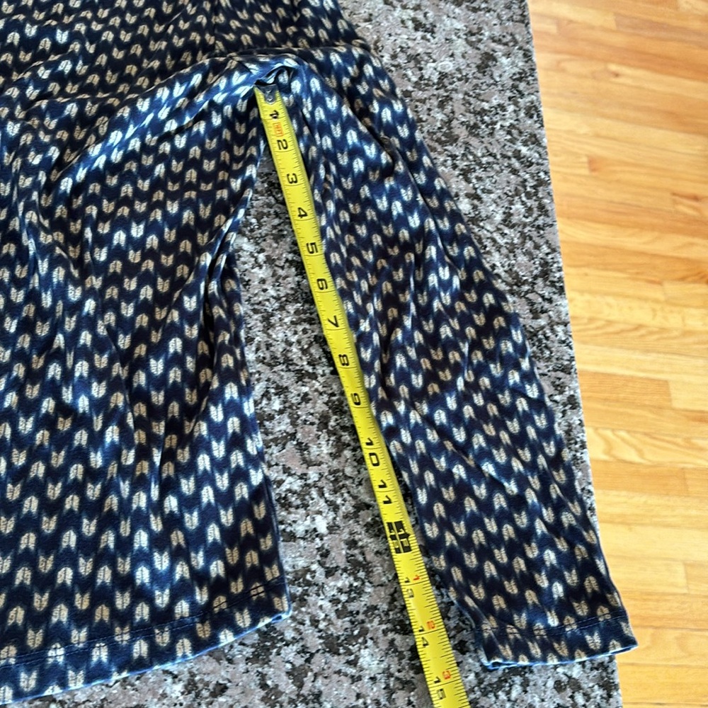 L.L. Bean Soft Supima Cotton Jewelneck Shirt Petite L Black Gold - Picture 11 of 11